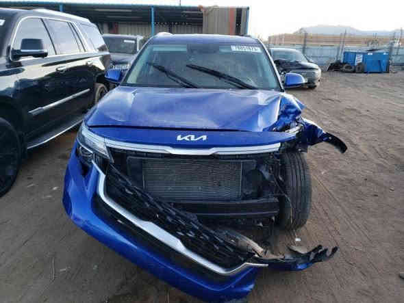 حياكم الله سليتيوس 2023 ماشية 38000 ميل حقيقي رقم بابل خصوصي الجديد الحادث جاملغ وبنيد تبديل وتعديل جاملغ خلفي شوية السعر 160$ للاستفسار *********** مكاني بابل مركز 📞
