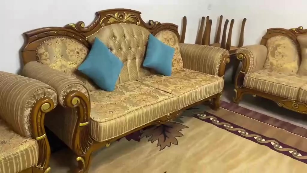 ئەم عەشیانە بۆفرۆشتن بەنرخێکی گونجاو


**إذا كنت صاحب هذا الإعلان وتريد حذفه لأي سبب، رجاءا أرسل رسالة إلى الدعم الفني**