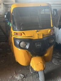 ‏تكتك لبيع موديل18مكان الأمين ثانيه خلف سده07700322244