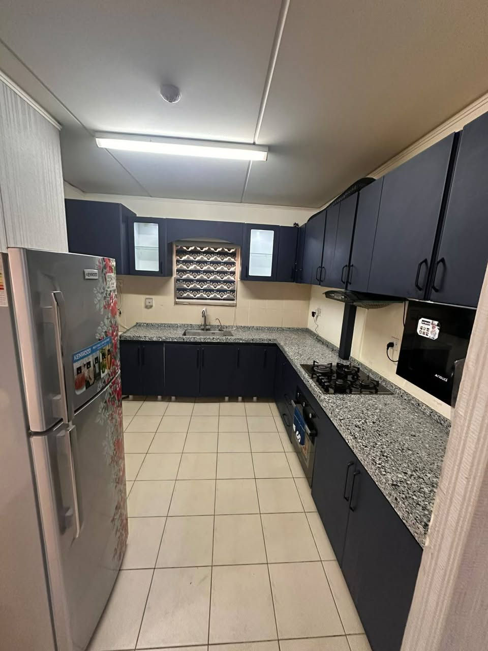 🏡 شقة للإيجار في بسماية

📍 الموقع: بسماية – بلوك 900
📐 المساحة: 100 م²
🏢 الطابق: السادس
🛋️ التأثيث: مؤثثة بالكامل، أثاث درجة أولى، جاهزة للسكن.

💰 الإيجار: 650 ألف دينار عراقي شهريًا.

✅ الشقة مصفّرة بالكامل من أجور الخدمات.

🚫 يرجى عدم اتصال المروجين أو الدلالين، والتواصل من الجادين فقط.

📞 للتواصل: ***********
