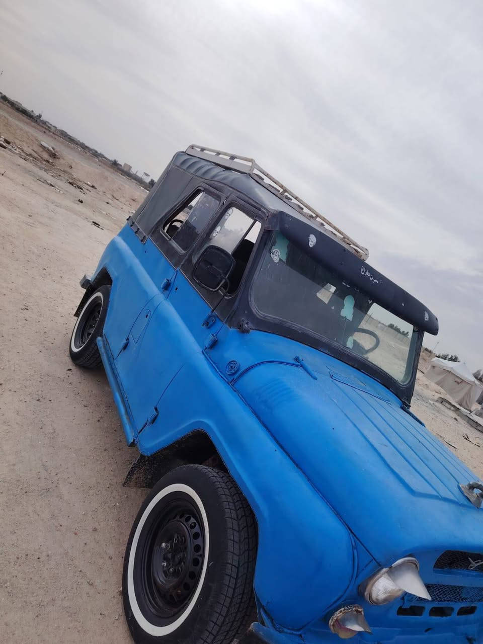 سلام عليكم واز البيع موديل 88 سياره جديده مكينه وكير جدد مكينه فيفيتي كير توه شاده بدي جديد المكان البصره الزبير الرقم ***********
