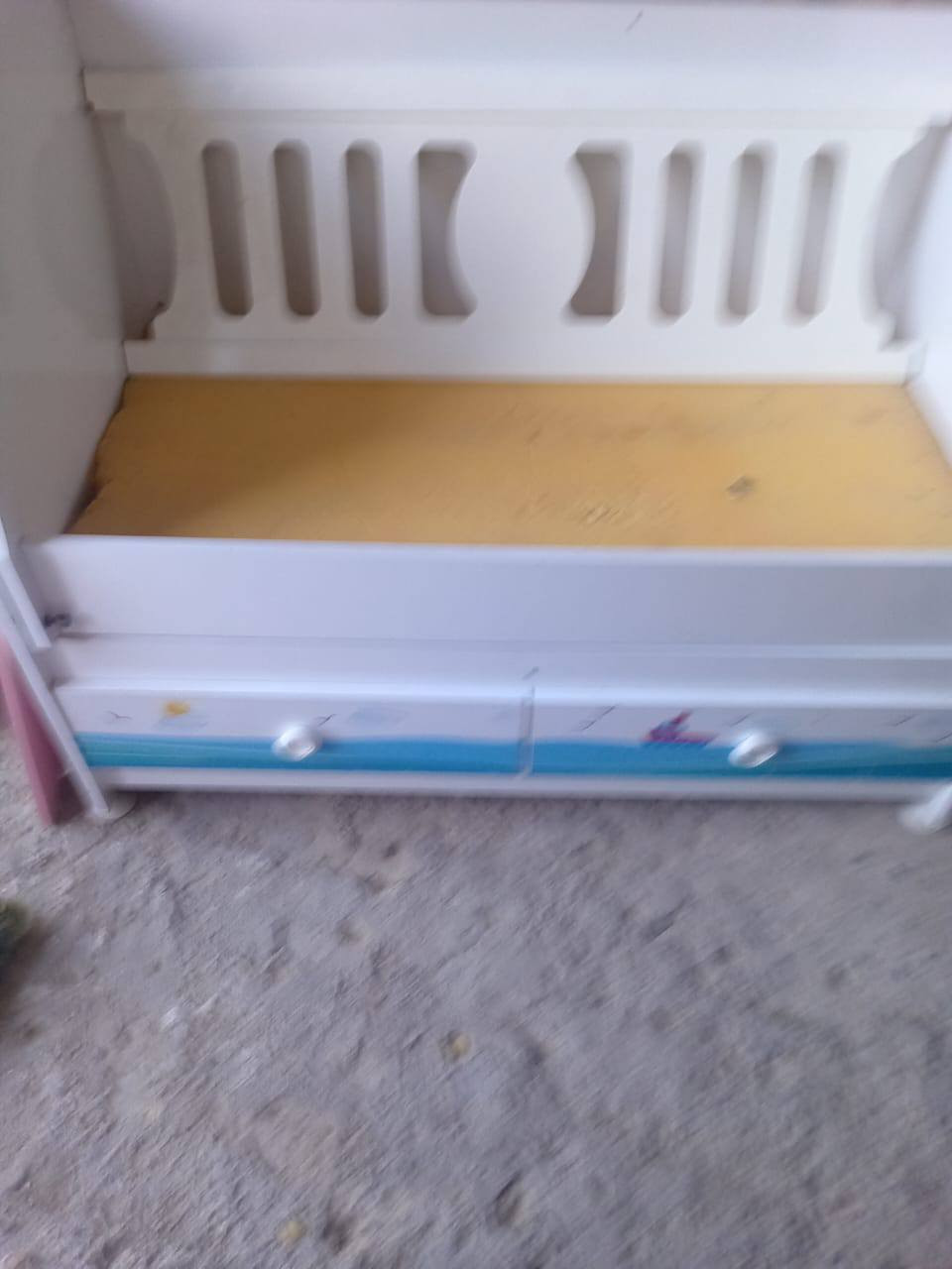 اغراض نضيفة للبيع عنواني كركوك اشتري وابيع اي حاجة منزلية تصل***********
