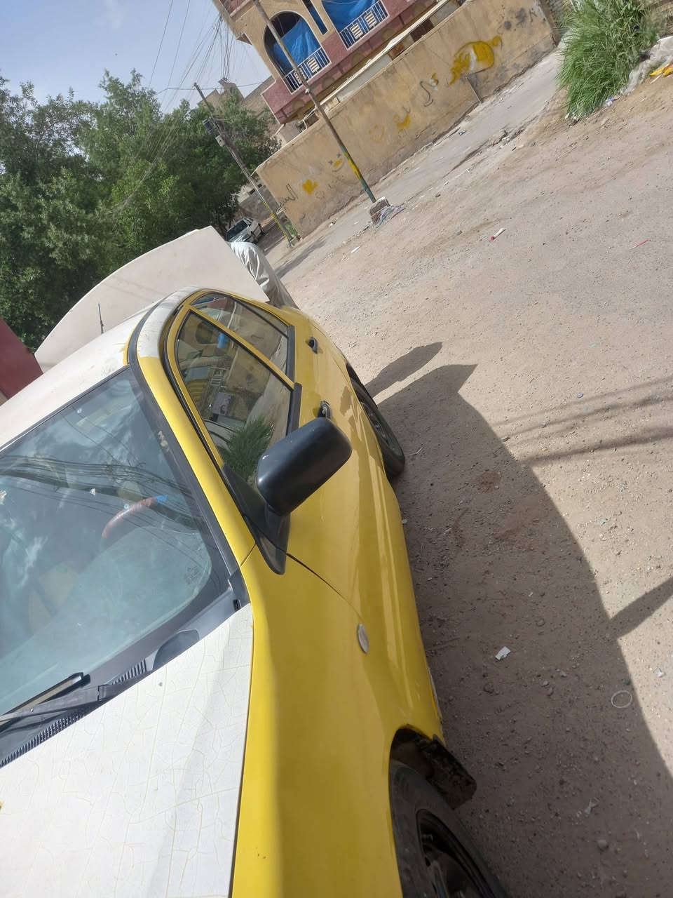 سلام عليكم سيارة لانسر نضيفة مديل ٢٠١٠ مصفرة هيءة وغرامات بسمي سيارة نضيفة تبريد حدادة كلة شغال بيهة سيارة مامتعبهة من الشغل للبيت ***********
