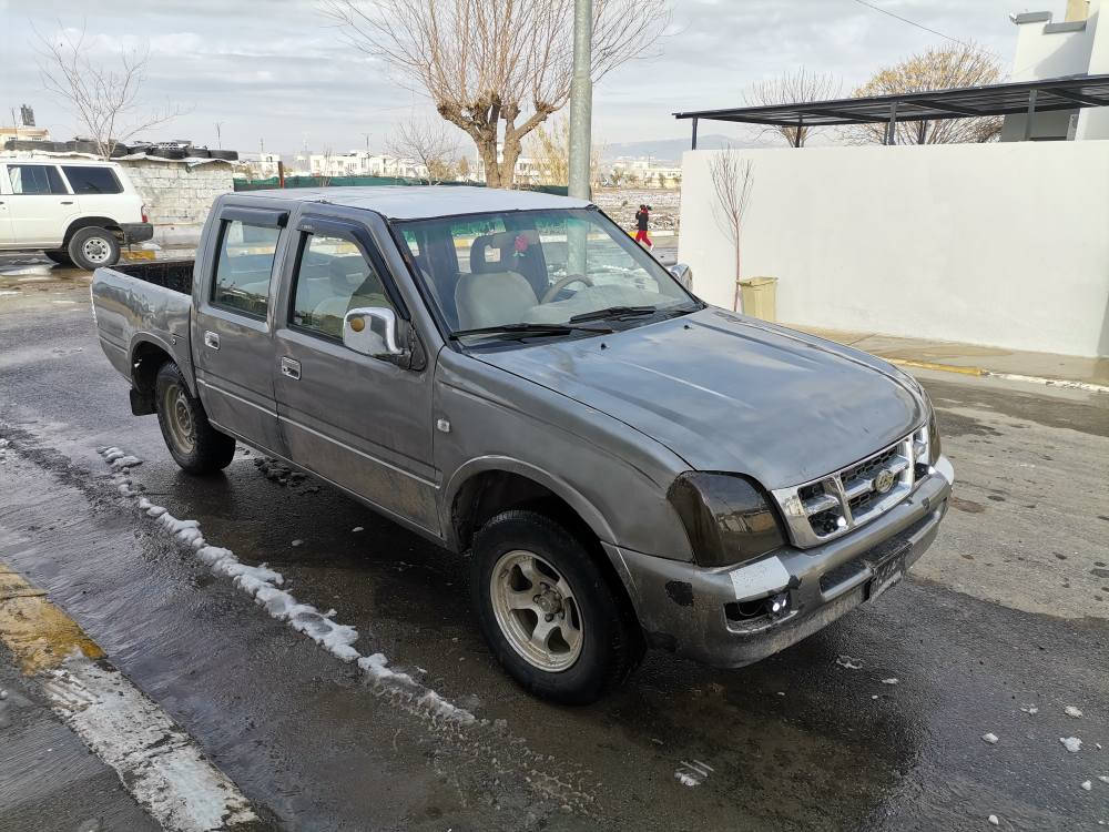 سۆپە ردێربۆفروشتن مۆدێل 2008 
کابرێتە ر مە نە فێست کامل 
مە کینە گێر ئە کسل لۆک بێ عە یب 
17گە لا
0750102 0915
*********** السليمانية, العراق
