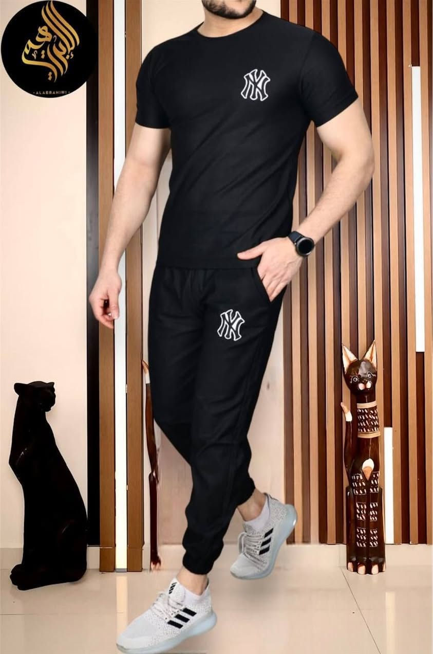 يارب 🤲 
🇹🇷البيع جملة فقط...🇹🇷 
واحد على واحد ☝️ 
MATERIAL:%100 COTTON
 🇹🇷 
جمال وكوالتي درجة اولى🥇
الدرزن 3 الوان
 يحتوي على 12 تراك
يجي بالالوان 🛑 
قالب حقيقي 💯 
(M-L-XL-XXL)
سعر الدرزن 70 الف 12 قطعه 
ربي يرزق الجميع يارب 🤲   
متوفر توصيل جميع المحافظات 🚕
توصيل بغداد 5
محافضات 6


**إذا كنت صاحب هذا الإعلان وتريد حذفه لأي سبب، رجاءا أرسل رسالة إلى الدعم الفني**