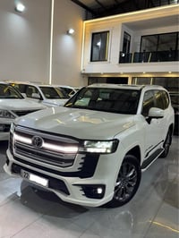 لاندكروزر ٢٠٢٥ • GXR ليمتد • ٤.٠ V6