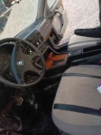 بي إم موديل 92 حجم  735  مكانهة بغداد  سعر 35 وبيهة مجال  رقم تلفون 07...