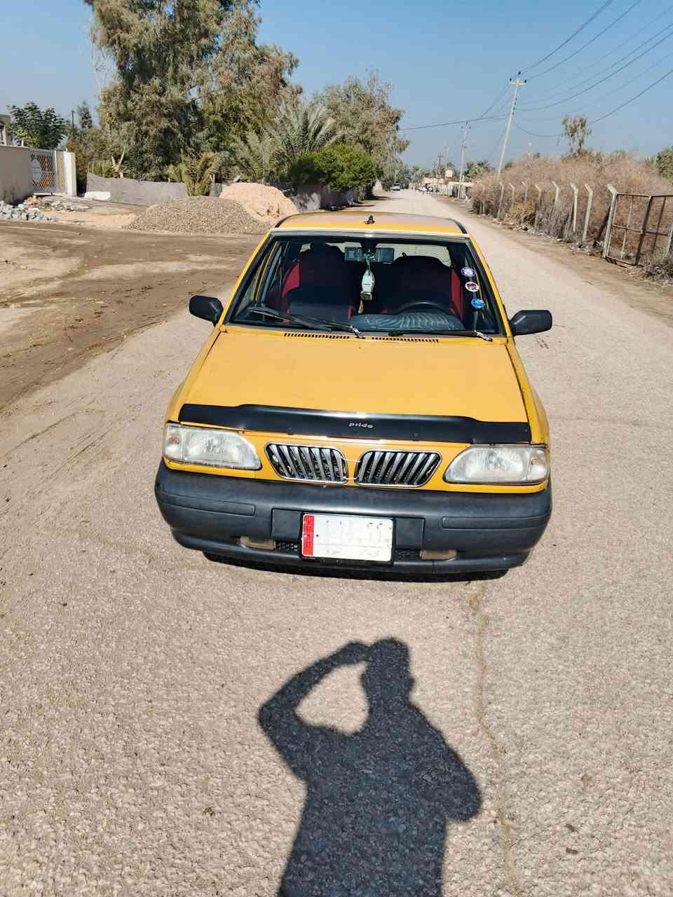 السلام عليكم سايبه مديل 14 
سياره جاهزه حداديه كير  شواصي جاهزات  فقد بس مكينه بيهة خيط بهار توه بادي بيهة وعليهة هيه وغرامه ينزلن من سعره السعر 23 العنوان ديوانيه  غير متواجد على الفيس اتصل على الرقم ***********
