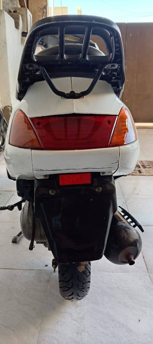 للبيع او المراوس ب اربعه كير
سبيسي ياباني نضافه شوفت عينك مكينته كلش حلوه مال حمس 😅 السعر 650  وبيهه مجال مكاني كوت شهداء ***********
