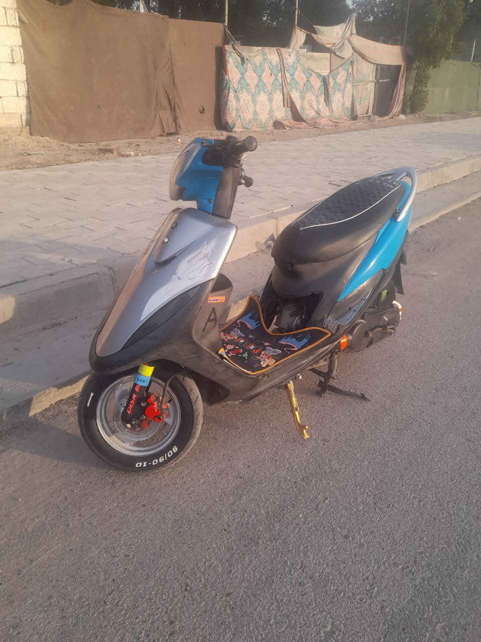 دراجه للبيع 
بوشه ٤٩ بلاد جانت ٥٥ رياضي رجعتها ٤٩
أي نطوح أ بيه شغل علي ياماها 
كفرات بلاديه موجودات لون سلفري 
تايرات جديدات 
قطره دهن رياضي 
جك صفح رياضي 
صالنصه FM
كاعيه رياضي
دراجه نضيفه شرط 
سعرها ٦٠٠ بيها مجال 
غراضها البلاد موجودات مثل كفرات 
مكان نجف


**إذا كنت صاحب هذا الإعلان وتريد حذفه لأي سبب، رجاءا أرسل رسالة إلى الدعم الفني**