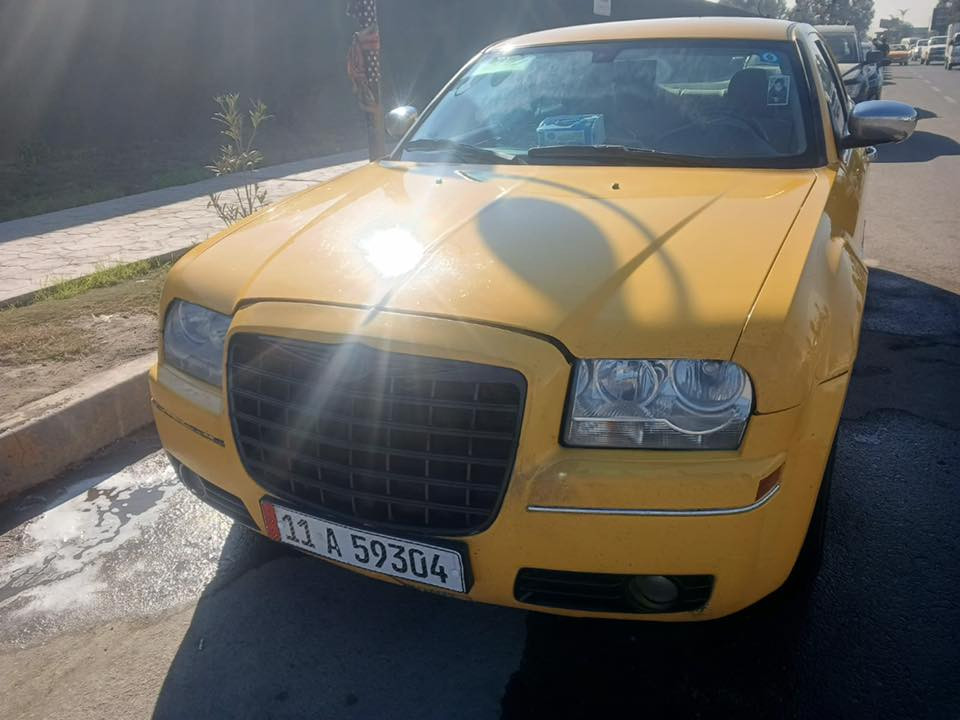 السلام عليكم اوباما موديل 2010 
رقم بغداد انكليزي بسمي 
حادثها جاملغ خلفي بدون دواخل 
مكينة وكير وتبريد وتخم تاير كلة جديد 
هزة جديدة مصفرة هيئة وغرامات 
مكاني بغداد السعر 118
***********
