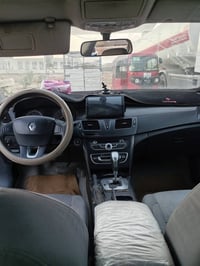 رينو • ٢٠١٣ • رقم واسط
