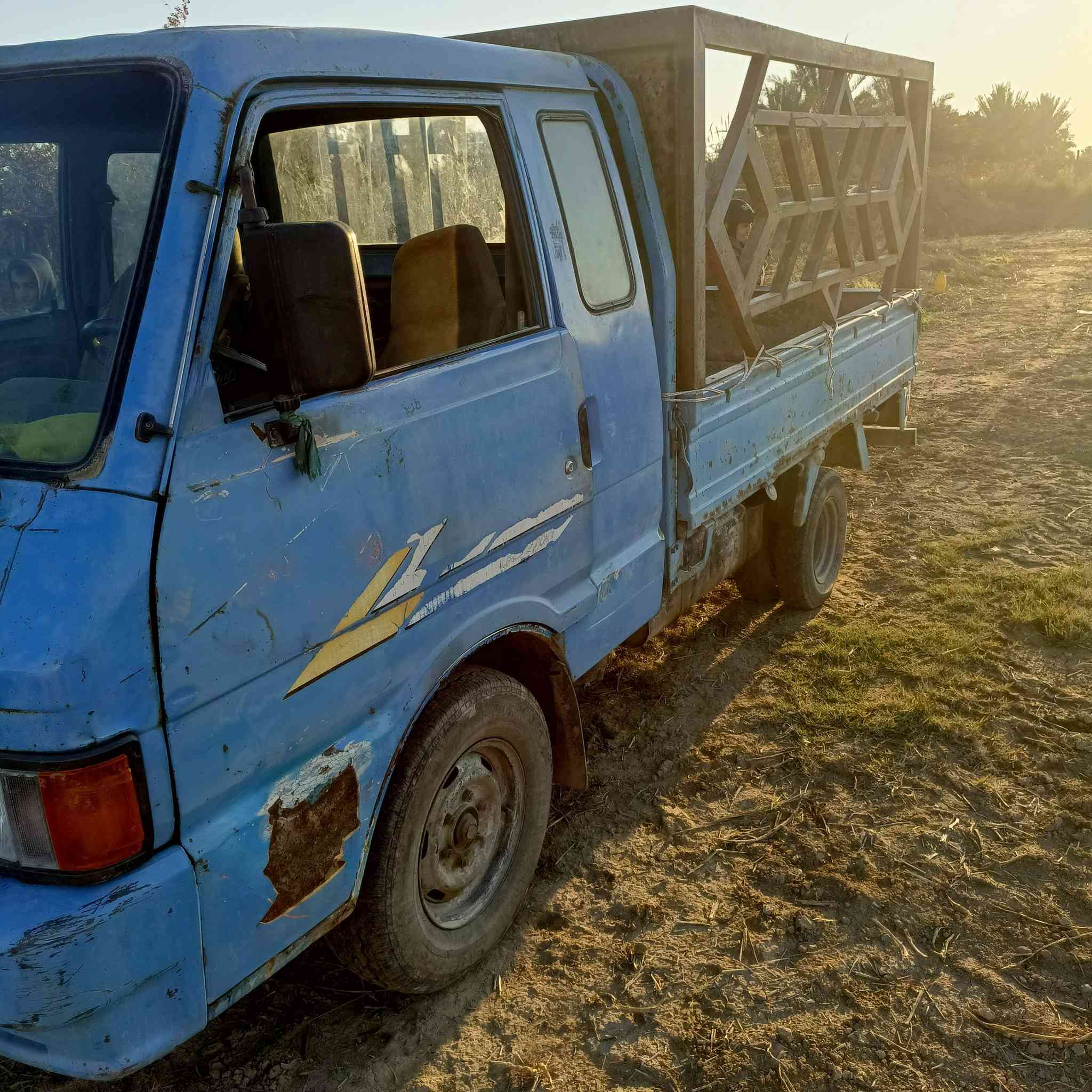 السلام عليكم كيا بنجو موديل 94 /5 جنكال رقم صلاح الدين كير محرك شرطه لا تنقيص ولا تبخير  سنويه ساقطه صار ثلاث سنوات السعر 40 ترهم مراوس نيسان موديل 2002 للاستفسار اتصال على الرقم *********** المكان صلاح الدين دجيل
