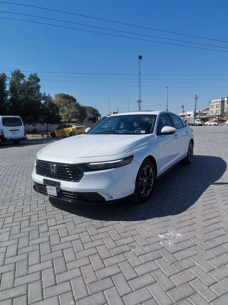 للبيع اكورد EXL2025. السعر 21000
مرقم وكامل صور الحادث بالمنشور البنيد مصبوغه نفسه والجاملع مبدل لون بس بي بارد لايت اصلي تفصيخ امريكي بدون دواخل ايبرباك بردة وستيرن. ماشية8500 ميل. ***********
