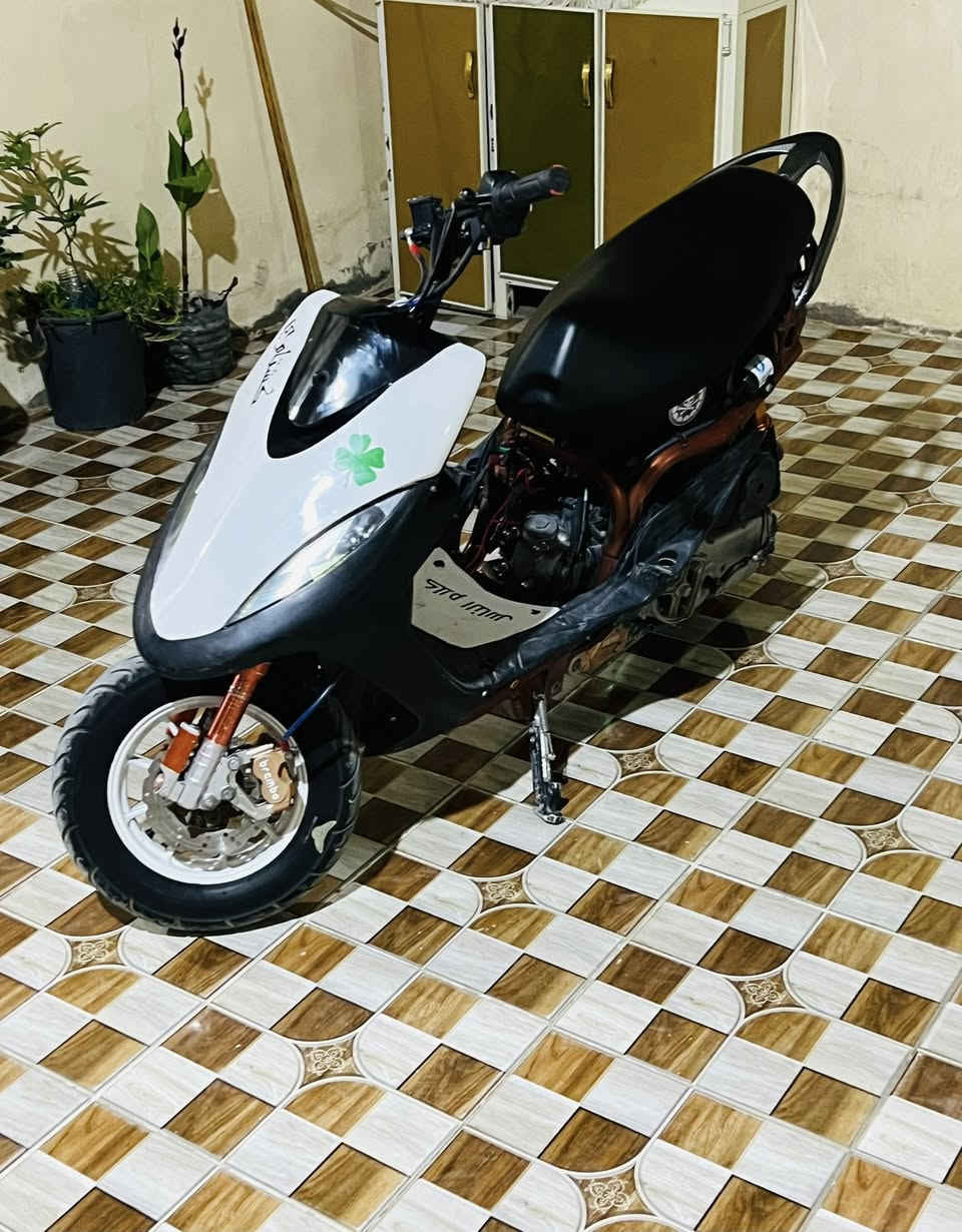 دراجه ماكس مال لعب 
كلجات رياضي امامي خلفي
دبلات رياضي 
شيال رياضيي
ويابه رياضي 
صلنصه رياضي
دراجه نضيفه شلعه معدل  
السعر 450 وبيهه مجال مكان ديالى بهرز
***********
