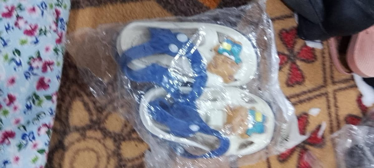 احذيه محل تعزيله السعر ب5 التريد تراسلني خاص


**إذا كنت صاحب هذا الإعلان وتريد حذفه لأي سبب، رجاءا أرسل رسالة إلى الدعم الفني**