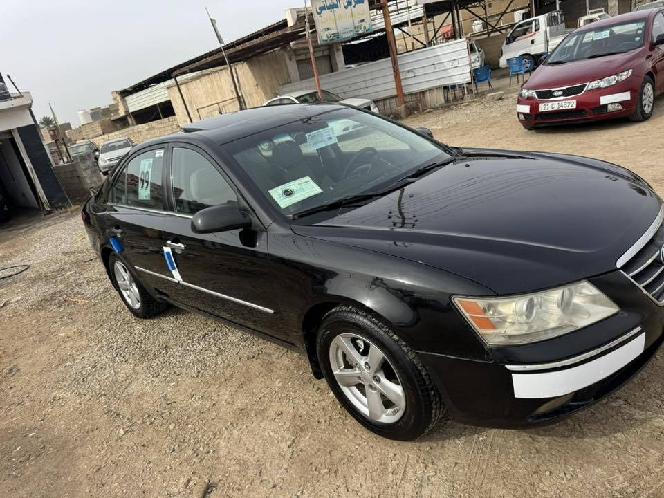 سلام عليكم سوناته 9 مريكي كلين بدون حادث صبغ جاملغ 
وباب بدون داخل شرط سونار 
مكينه ٢٤٠٠ دوش مكين وكير وحداديه وتبريد وتخم تاير كله جديد تريد وكالة تريد تحويل ٩٥ وبه مجال واسط الحفريه ***********و***********
