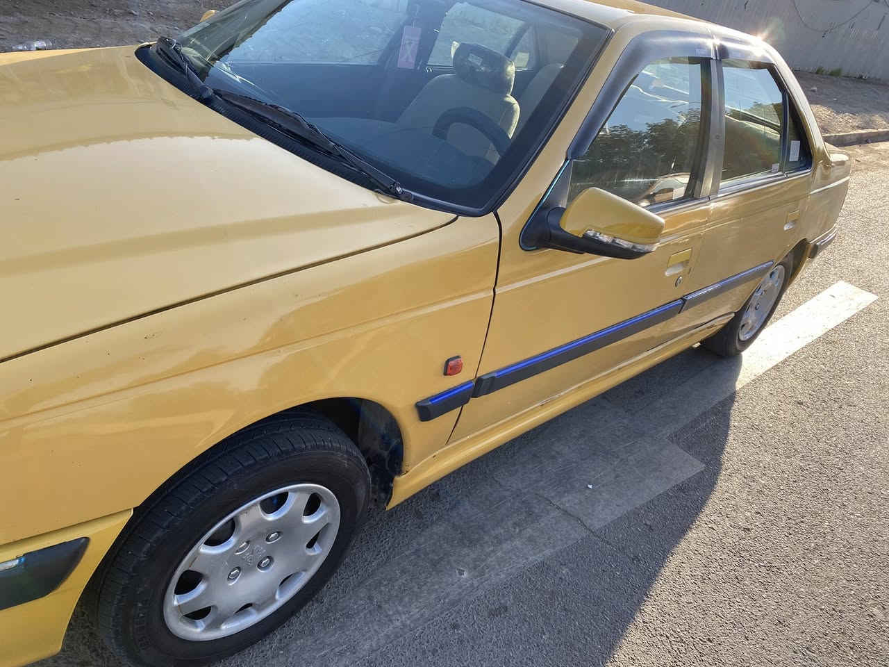 بيجو بارص 2015 رقم إنكليزي بسمي 
كير مكينه تبريد خير من الله 
منظومة غاز 60 لتر بيه صبغ ب جاملغ  خلفي 
مكاني بغداد البياع ***********
السعر ب 45 وبيه مجال
