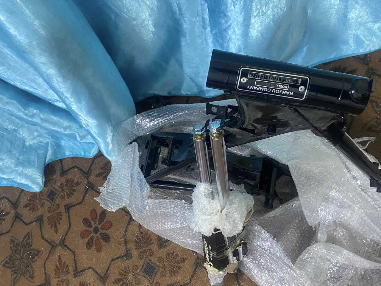 سلام عليكم شاصي نامه سكنل أوراق سبعه استنساخ مع مكاتبه شاصي بسمي مديل 2026 جديد بل كارتون + دبلات نامه جدد تجاري + عندي سوبايه نامه نضيفه + عندي ماشه امامي وغراض كامله مال مقدم نامه عندي صالنصه مستعمله الاسعار مناسبه جدا ***********رقمي
