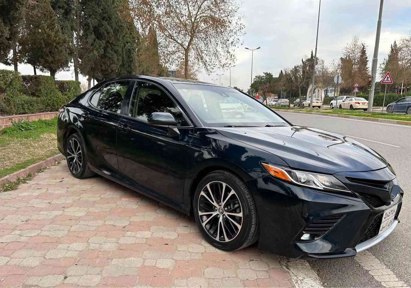 عربى/کوردی
تويوتا
كامري, LE,2018
عدد الأميال : 70 ميل
ضرر: 3 قطعة كلير وشبر
بدون ارباك كل سليم
سلندر: 4 سلندر
محرک: 2.5
السعر / 145$ 
شانصى/jtnb11hk4j3046587
الكاميرا الخلفية - مثبت السرعة - شاشة - 8 وسادة هوائية - مصابيح زينون الأمامية - أبل كاربلاي - تحذير مغادرة المسار - تحذير من الاصطدام الأمامي

العنوان: اربيل  -  معرض هوزين كارس
   شارع  ١٠٠م 
☎️-0776-696-16-76 اسيا-واتساب
☎️-0750-453-16-76 كورك-واتساب

******
تۆیۆتا
کامری,LE, 2018
ماوەی ڕۆیشتن : 70 ميل
بۆیاغ: 3 پارچە نيو كلير
بى ارباك هةمووى بة شةرت
پستۆن: 4 پستۆن
بزوێنەر: 2.5
 نرخ /145$ 
شانصى/jtnb11hk4j3046587
کامێرای دواوە - دیاریکرنی خێرایی - شاشە - 8 پەرەشووت - لایتی پێشەوەی زینۆن - ئەپڵ کارپلەی - ئاگادارکەرەوی دەرچوون لە هێڵ - ئاگاداری بەریەککەوتنی پێشەوە

Rear Camera - Cruise Control - Screen - 8 Airbags - Xenon Headlights - Apple Carplay - Lane Departure Warning - Forward Collision Warning

📍 ناونیشان: هەولێر معرز هوژين کارس 
☎️-0776-696-16-76 اسيا-واتساب
☎️-0750-453-16-76 كورك-واتساب أربيل, العراق
