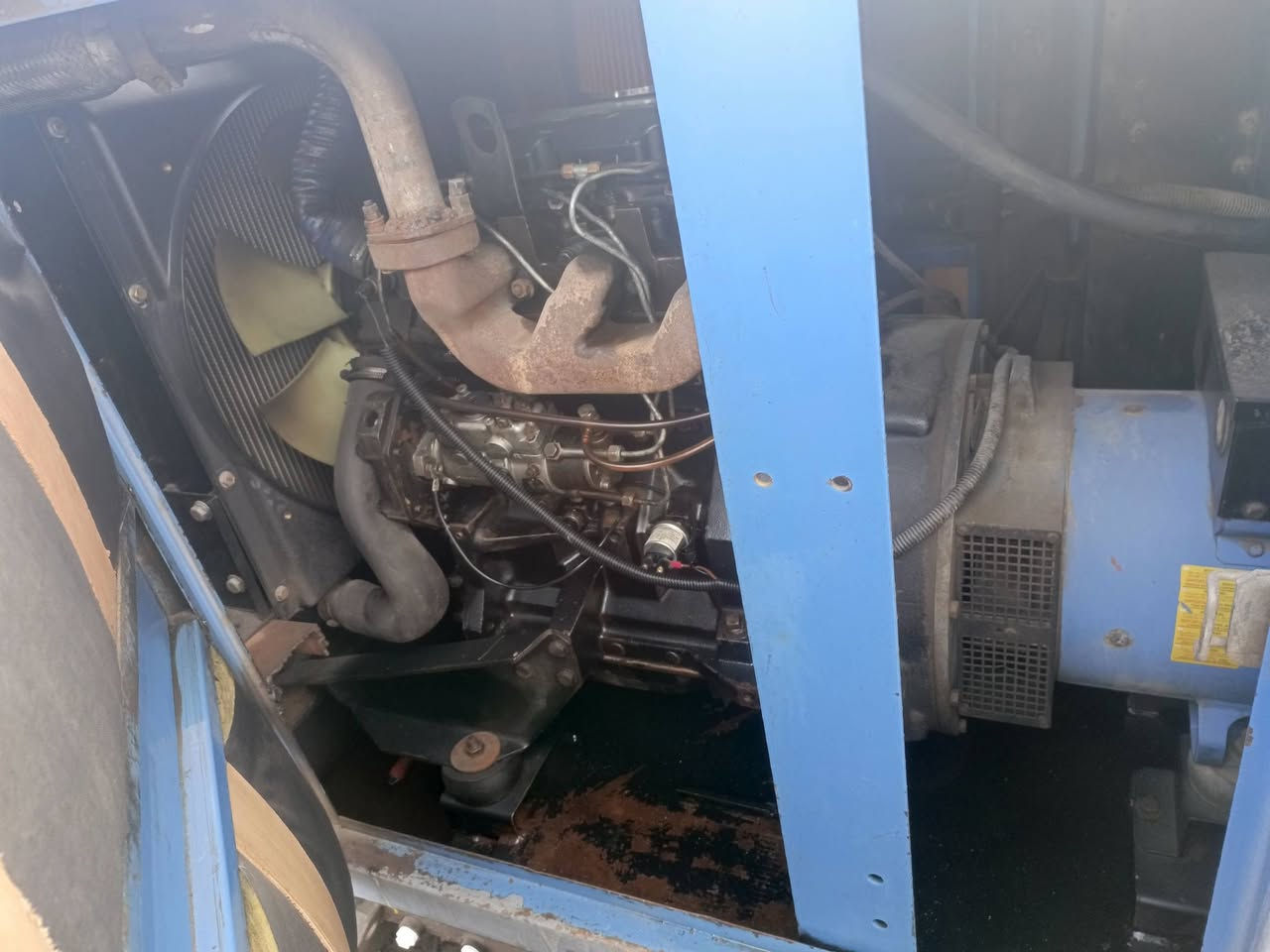 مولد كاتم جوندير 3بستم 33 كيفي تشغيل اوتو تانكي داخلي شرط الشغل والحمل سعره 23 ورقه مكاني حله ***********
