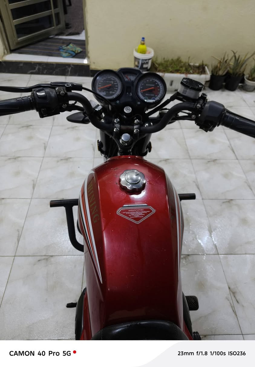 السلام عليكم دراجه موديل 2023( شنك) دراجه كفاله محرك مامفتوح رقم بسمي سنويه ل 2030 مكاني ديوانية الاسكان مامتواجد ع فيس ***********
