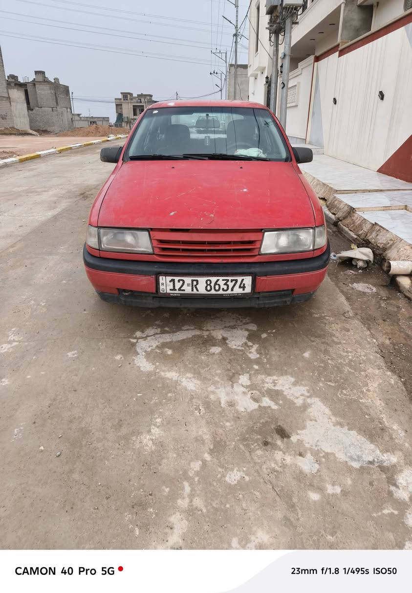 سلام عليكم سيارة فكترة للبيع حجم 20 كير عادي  موديل 90  رقم نينوى مسطرة كير شرط مكينه بدايه صرف كل تبديلة دهن تنقص ربع لتر شرط وكالة وتحويل بوند بي شبر معجون بدون دواخل سعر 43 وبيها مجال للأستفسار رقم  ***********
