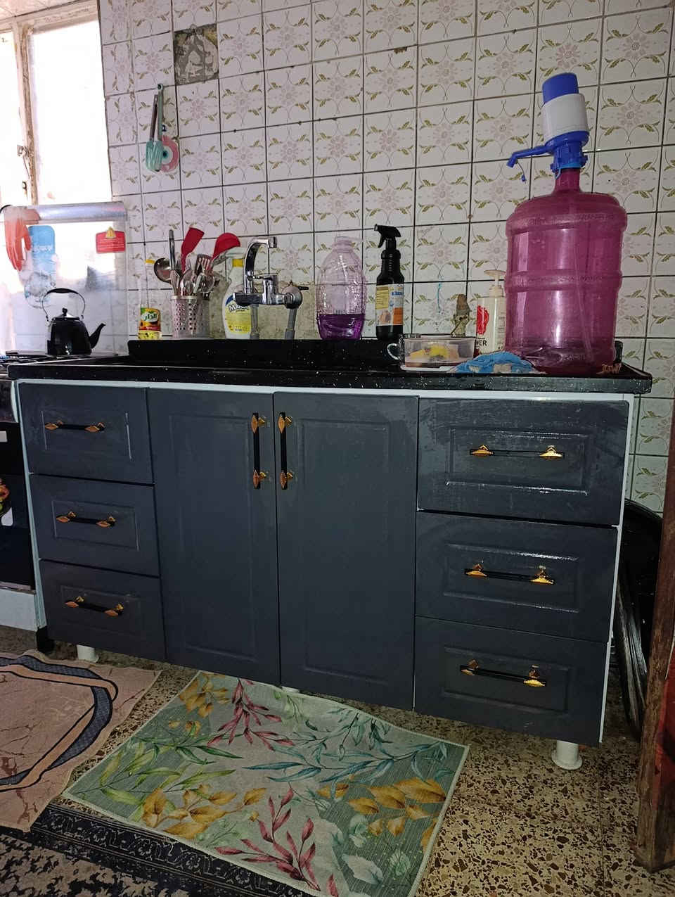 كاونتر للبيع مكاني الشعب م
استعمال شهرين دا اتحول مكان اصغر ميصير
للاستفسار الاتصال ***********
