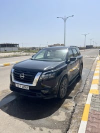 Nissan Pathfinder 2023 SV للبيع فقط  السعر 24000$ المواصفات: 57,500 km...