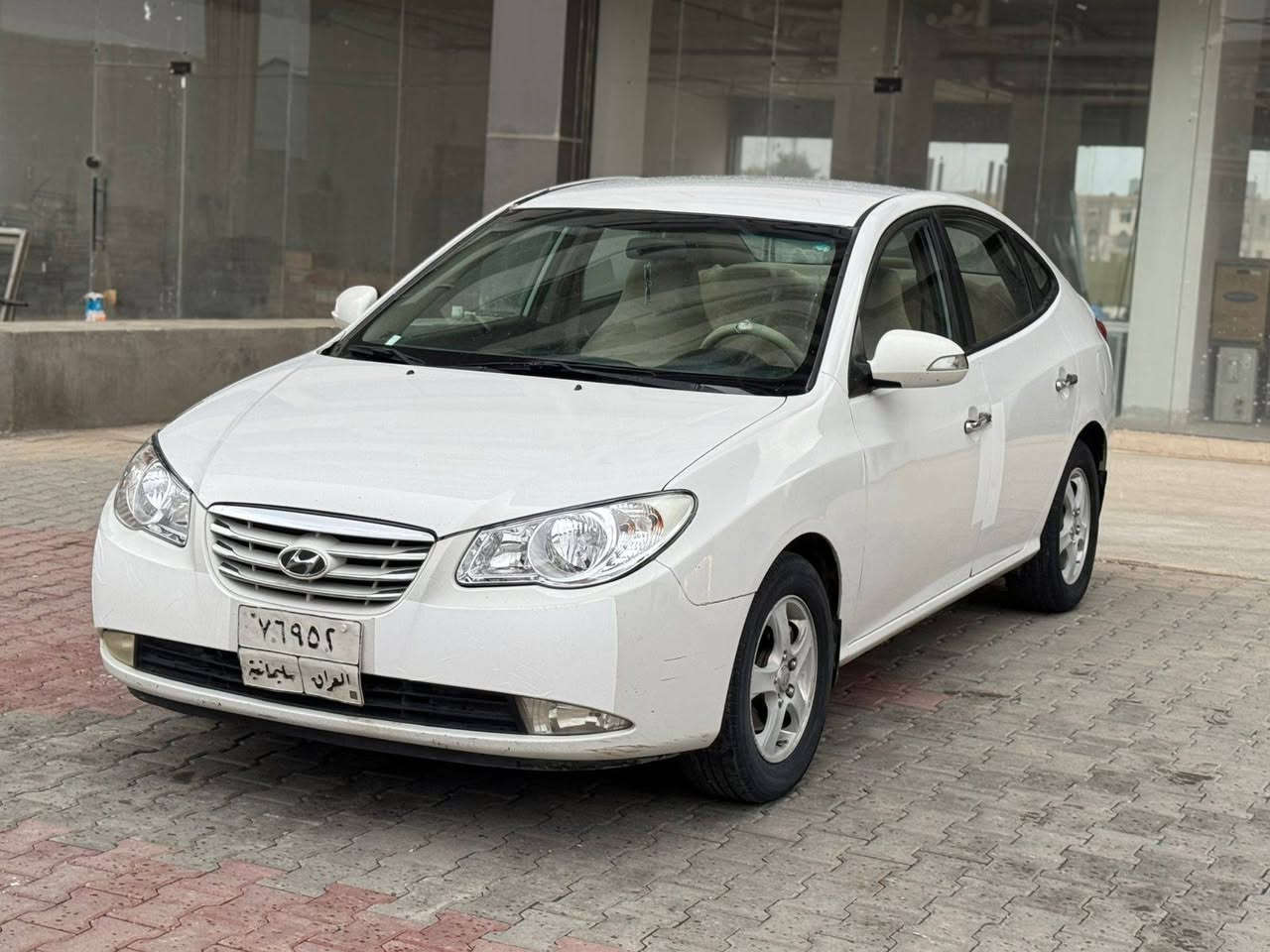 للبيع هواندي النترا ..     موديل.   2011
 وارد خليجي .  محرك 16 
  بشرط لا صرف لا بخار .. 
  سيارة جديدة ... بيه قطعتين ..بدون دواخل 
   السعر .   95.  
    ‏‪***********‬‏
