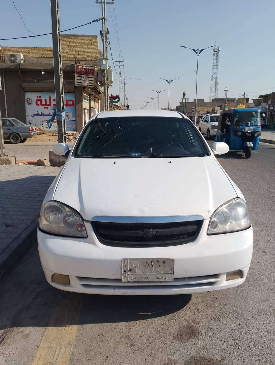 السلام عليكم 
اوبترا ٢٠١١ رقم واسط بأسمي خليجي 
محرك وكير وتبريد وصدر كفالة
مواصفاتها معروفه 
مكينة ١٦٠٠ 
كير اوتو
تبريد ثلج
مقاعد سبورت
انارة زينون 
إشارة ترحيب 
إدامة كاملة 
اقتصادية بصرف الوقود
سيارة ع ايدي و جاهزة من كل شيء متتعبك
السعر ٦٩$ بيها مجال بسيط
العنوان واسط الكوت مركز المدينة
للاستفسار اكثر ***********
