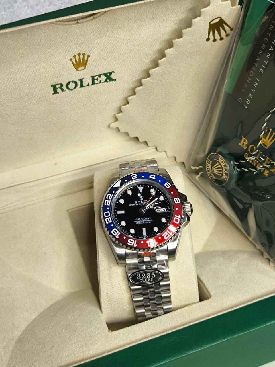 رولكس GMT سوبر ماستر ياباني🇯🇵
تحفة فنية 
مكينة اوتماتيك نصب وتكويك ياباني🇯🇵
هيكل وسوار 904L ضد الصداء 
ميناء اسود اسود فخم مزود بمنفذ تاريخ 
فول لامينوس ارقام و اميال 
زجاج زفير ضد الخدش 
مقاومة ماء وغبار 
رنك دوار جهتين 
دبل قفل اصلي  
قفل بحري
كامل الملحقات وكارتات الضمان والكتيب 

⚠️ملاحظة متوفر قطعة واحدة فقط 

السعر :- 185الف ع اول تم
للحجز والاستفسار يرجى مراسلة الصفحه


**إذا كنت صاحب هذا الإعلان وتريد حذفه لأي سبب، رجاءا أرسل رسالة إلى الدعم الفني**