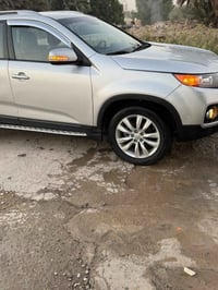 كيا سورينتو • للبيع • تواصل وياي