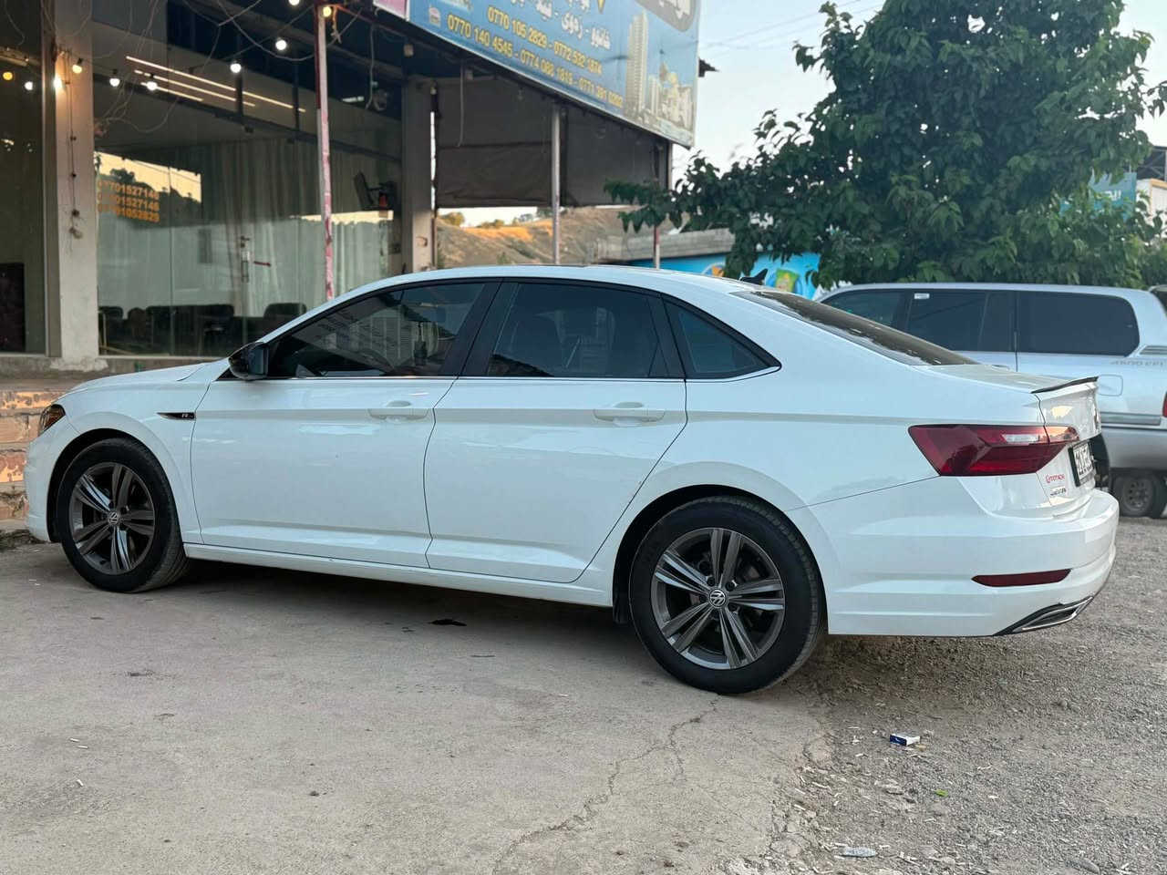 Jeeta rline 2021
جیتا ئار لاین  فول فول مواسەفات ناو کریمی ٤ کوشن  و سوکان گەرم حاسەو رادار ئۆتۆ ستۆپ  کار پلەی و پاناراما ٥٨٠٠ مایل رۆشتوە تەنها بۆ نیدی بۆیاخە بێ ژورەوە رادیتەر بیلاد گیرو مەکینەی لۆک لۆکە مالی  دۆستە
*********** 
سلێمانی السليمانية, العراق
