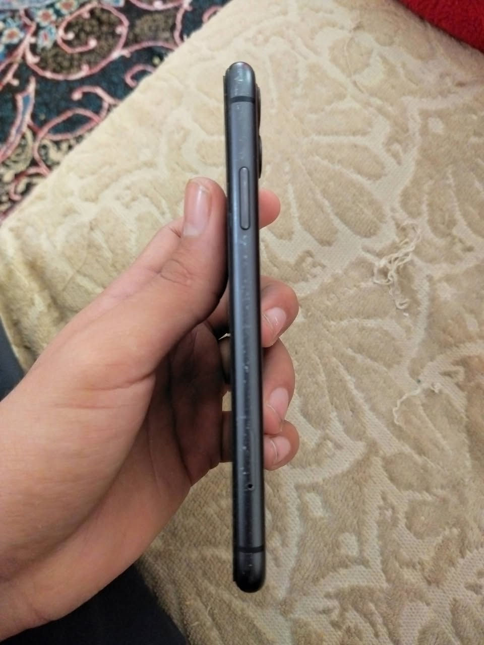 سلام عليكم جهاز ايفون 11عادي للبيع جهاز بلادي كلة شغال لبطارية 94 معلاية بس الصرف شرط الشحن شرط الفحص وضهر مكسور لجهاز ستخدامي الشخصي كلش نضيف بس مستعمل الجهاز بدون كفر السعر 220بي مجال بسيط عنواني كاطون الرحمة رقمي للستفسار ***********
