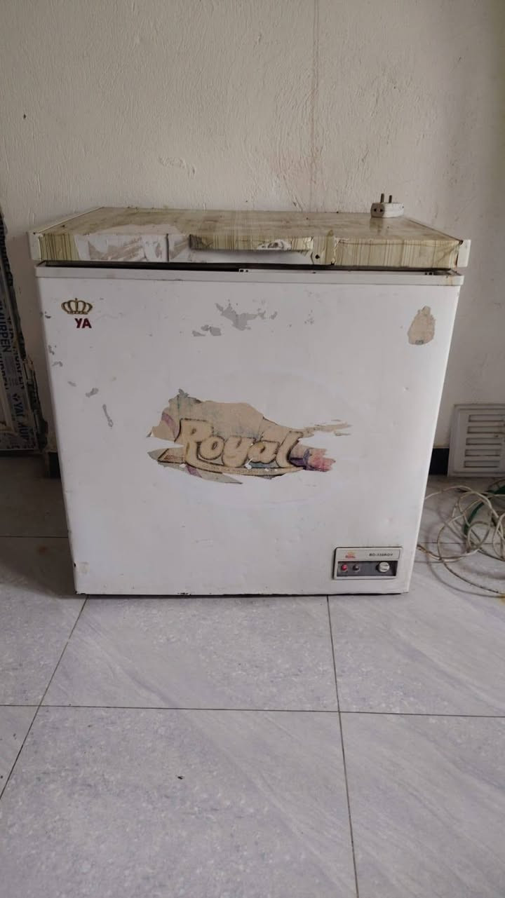 لبيع كلشي بسعره غراض نضيفه للاستفسار ***********
