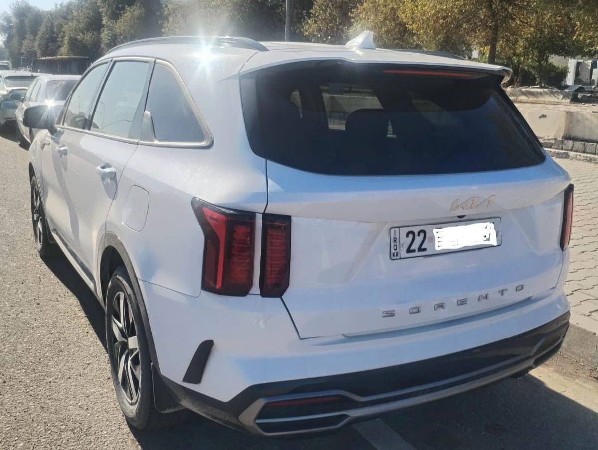 كيا سورنتو موديل 2022 
بدون صبغ او تبديل

فول عدى الفتحه
بصمه
كامرا
رادار امامي جانبي
كشن جلد + كهرباء
تدفئه كشن
تحديد مسار
تحكم استيرن
شاشه كبيره
ماشيه 80 الف

للاستفسار
هـ / ***********
