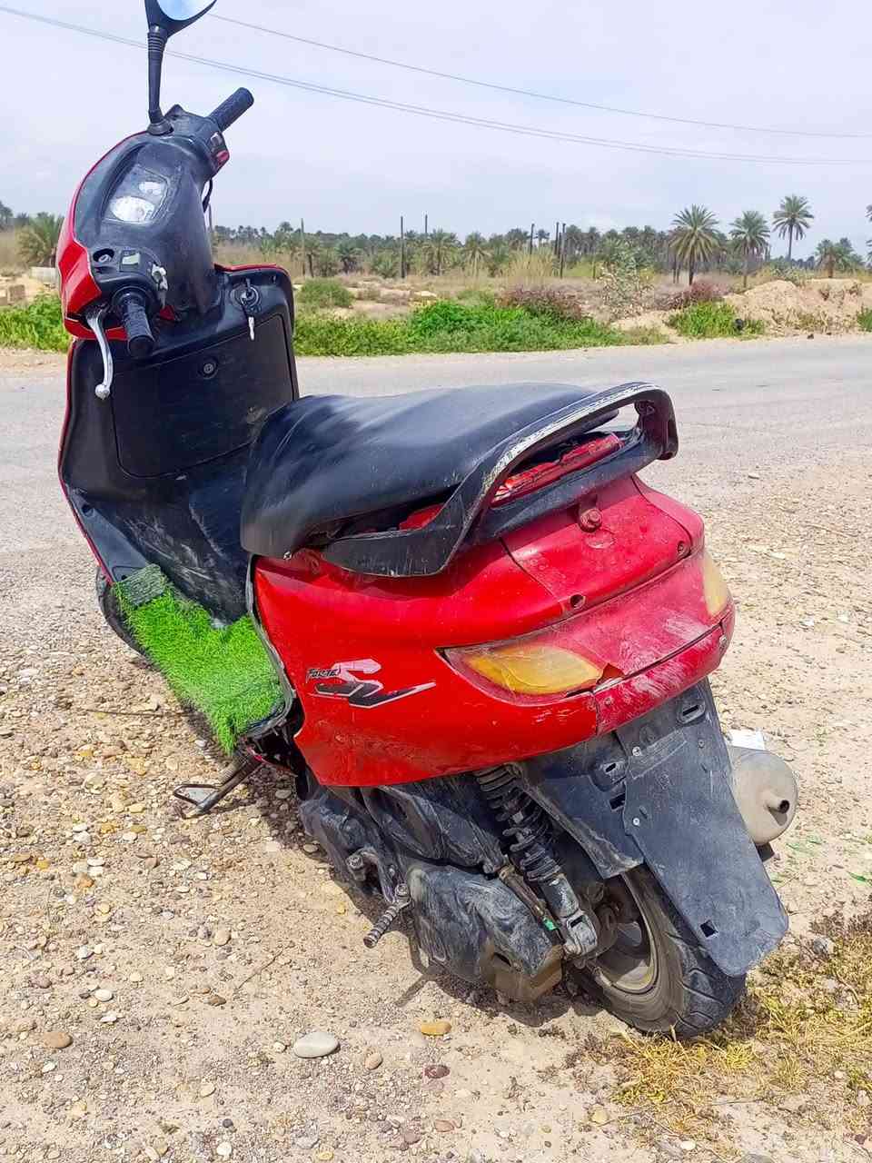 اسلام عليكم دراجه فراشه فورتي لل بيع مكفوله كفاله عامه اوراق كامله سعر 350  رقم  ***********
