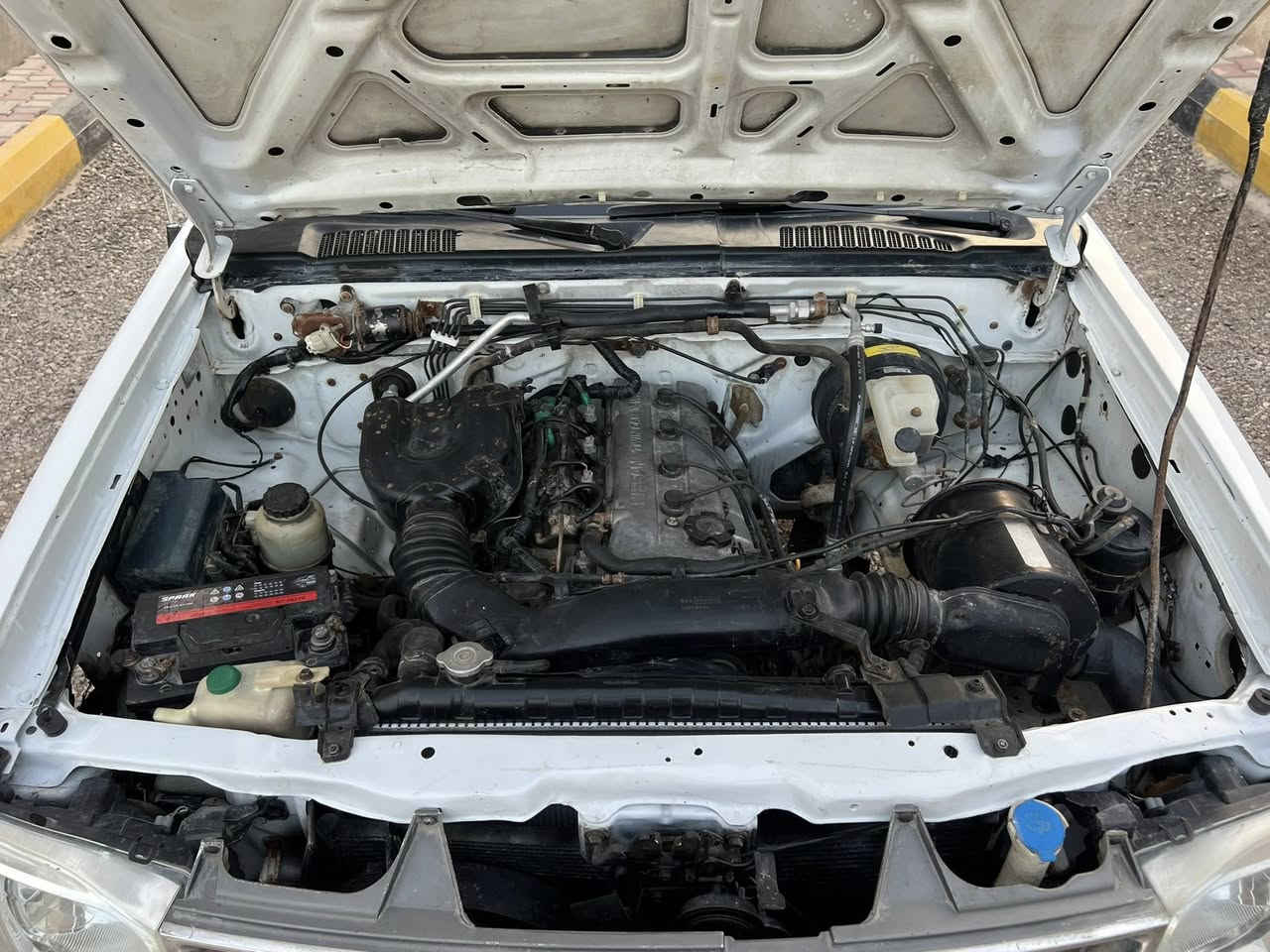 سلام عليكم بيكم نيسان 2006 رقم بصره مشروع وطني رقم مميز فول موصفات البابطين مكينه وكير جدد حداديه 100/100
بيه صبغ احزام للجماليه سياره جاهزه 
السعر 90 بيه مجال بسيط    مكان البصره 
اتصل // ***********  بيع فقط
