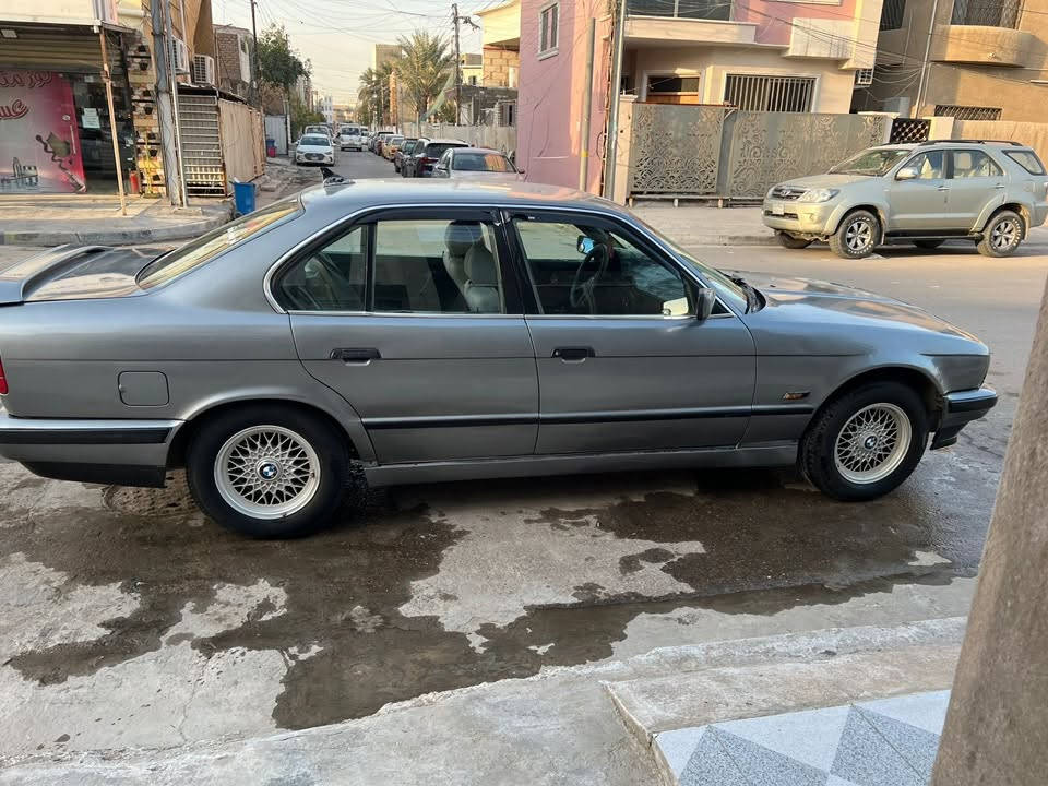 السلام عليكم خوان بي م حجم 535 كامله منكل نواحي صدر حداديه كله جديد تخم تاير جديد كير عادي محرك مفتوح مو مسكر مال حاويه سنويه جديده بسمي هسه جديده رايد مراوس التواصل على هاذ رقم فقط المراوس ***********
