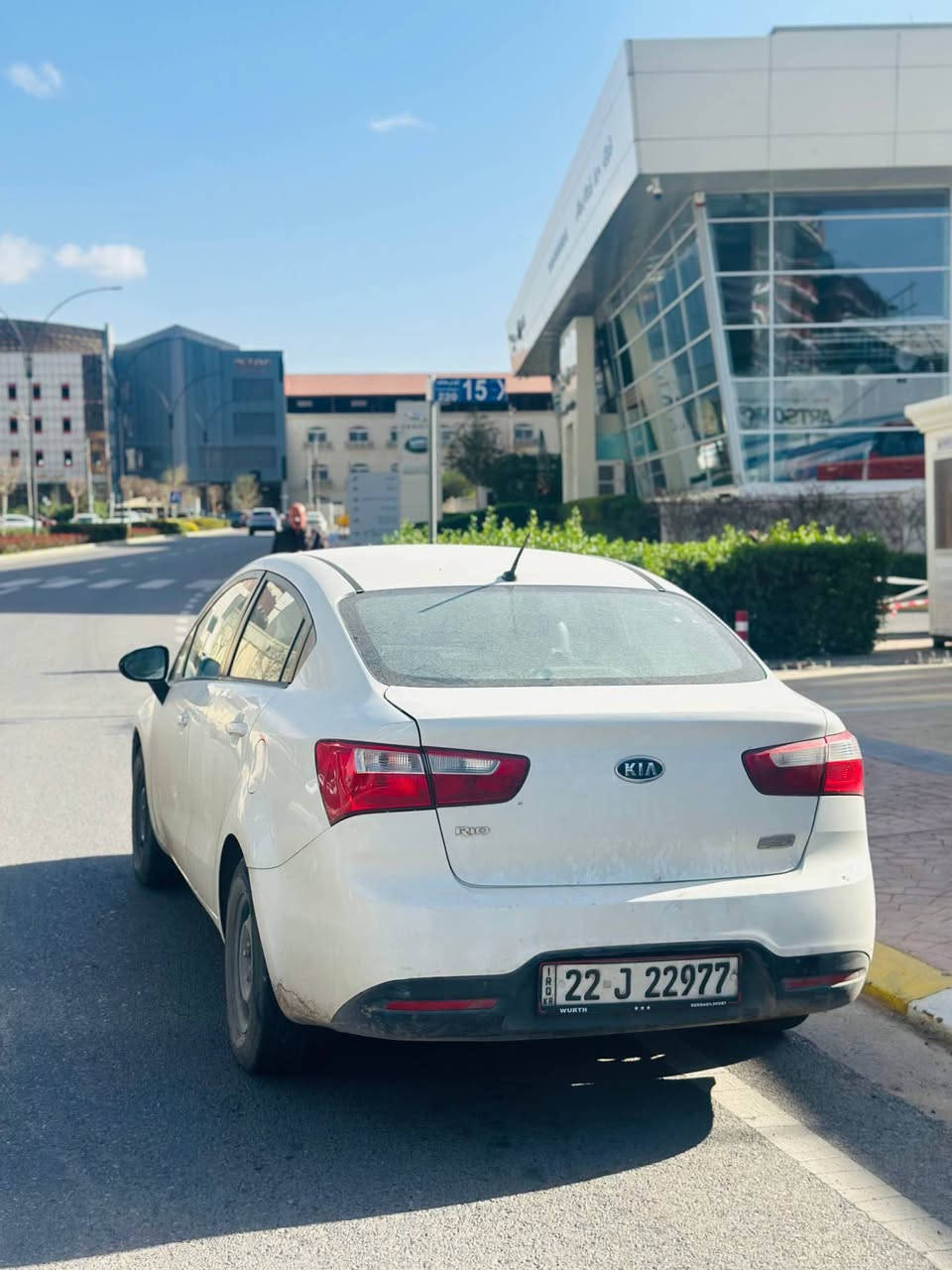 Kia rio 2012 
گێر عادی 
سەیارەكە ئەوەلیاتە تحویل نابێت 
تحویلی كاتی من بە ئەوەلیات دەیفرۆشم
گیروومەکینە لۆك
قفل مەرکەزی
چوار جام کارەبای
هەیکەلی جوان
شەش گێر
پێشودوای تازە داگیراوە کامل بەشەرت
سەیارەکە زۆر جوان ماوەتەوە
تەنها یەک پارچە و نیوی بۆیاع  هەیە
نرخ : 65 وەرەقە و کەمێك مەجال
شوێن / هەولێر
بۆزانیای زیاتر نامە بنێرن لەخزمەت دام. أربيل, العراق


**إذا كنت صاحب هذا الإعلان وتريد حذفه لأي سبب، رجاءا أرسل رسالة إلى الدعم الفني**