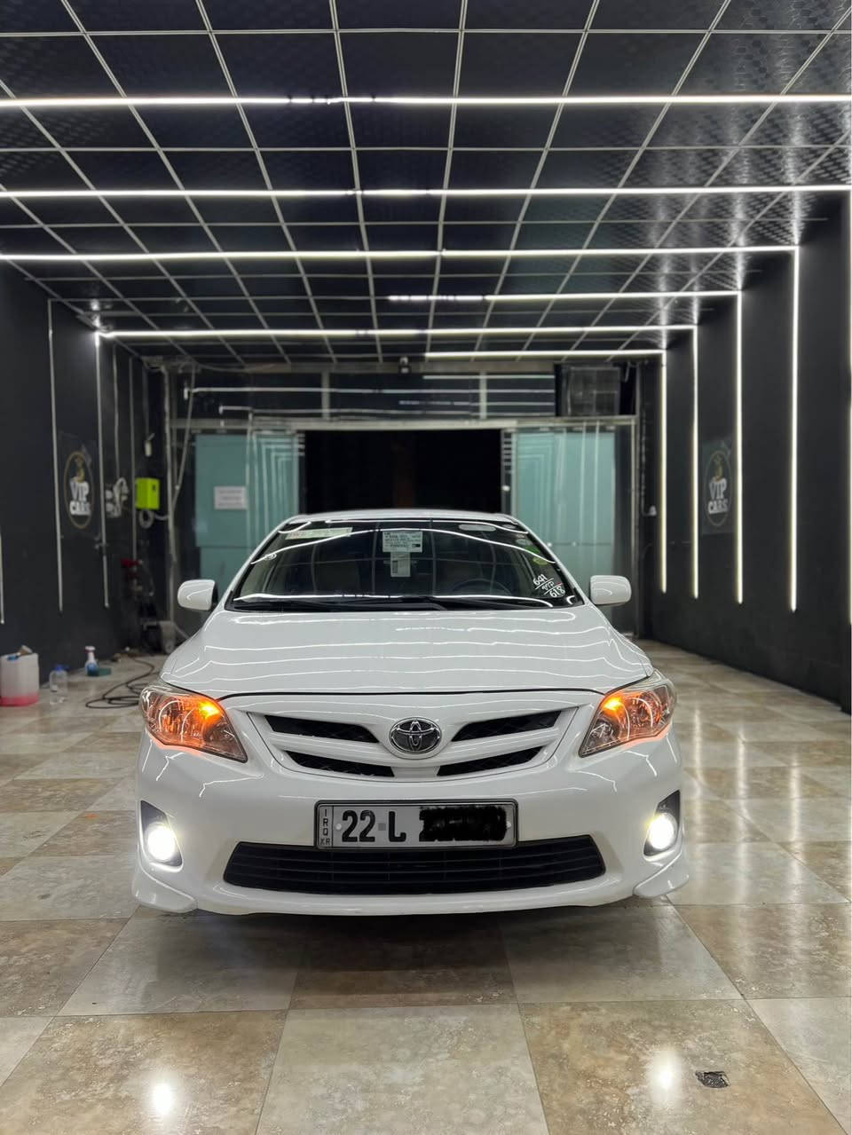 ماشاءالله لەمالی هەموو لایەك
تۆیۆتە کرۆلای 2013 مواسەفات کەندی مەکینەگەورە سپۆرت  فول گەنجانەیە سەیارەکە چاملخ بۆنیت بئ لێدرا سبوخە پشتی کەپسە قەدی بئ قەپوقۆپە سەیارەکە مەکینە کەپسی بیلادیە نەکرایتەوە قەپات کەملیاتە لەجوانی سەنەوی ژینگە هەمووی نوئ یە دعامی لۆ دەعامی بەشەرتە شوێن هەولێر *********** Singapore
