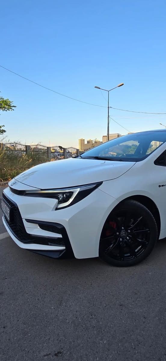 السلام عليكم للبيع كورلا S  الشكل الأمريكي زيرو  بلاك ادشين كفاله عامه عده بارد على كد أصبعين بالباب الي بصف سايق رقم بغداد السيارة ماشيه الفين كيلو فقط 

مواصفات 

1_ فتحه
2_ بصمه
3_قطعتين تبريد 
4_منفذ تايب سي 
5_ شاشه جبيره 
7_كشن كهرباء جلد 
8_كار بلي 
9_ عداد الكتروني متغير
10_ مكينه هايبرد 1800
12_كت رياضي بلادي 
13_ درايف مود 
14_اوتو هولد 15
15_رادارت اماميه 
16_كروزات سرعه 
17_ويل جبير 
18_جام اوتو 
19-كرسي كهرباء

سياره رقم بغداد بسمي تحويل ثاني يوم ماشيه الفين كيلو  السعر {160} ورقه ومجال بسيط مكان بغداد

*********** مكانها بغداد الكرخ
