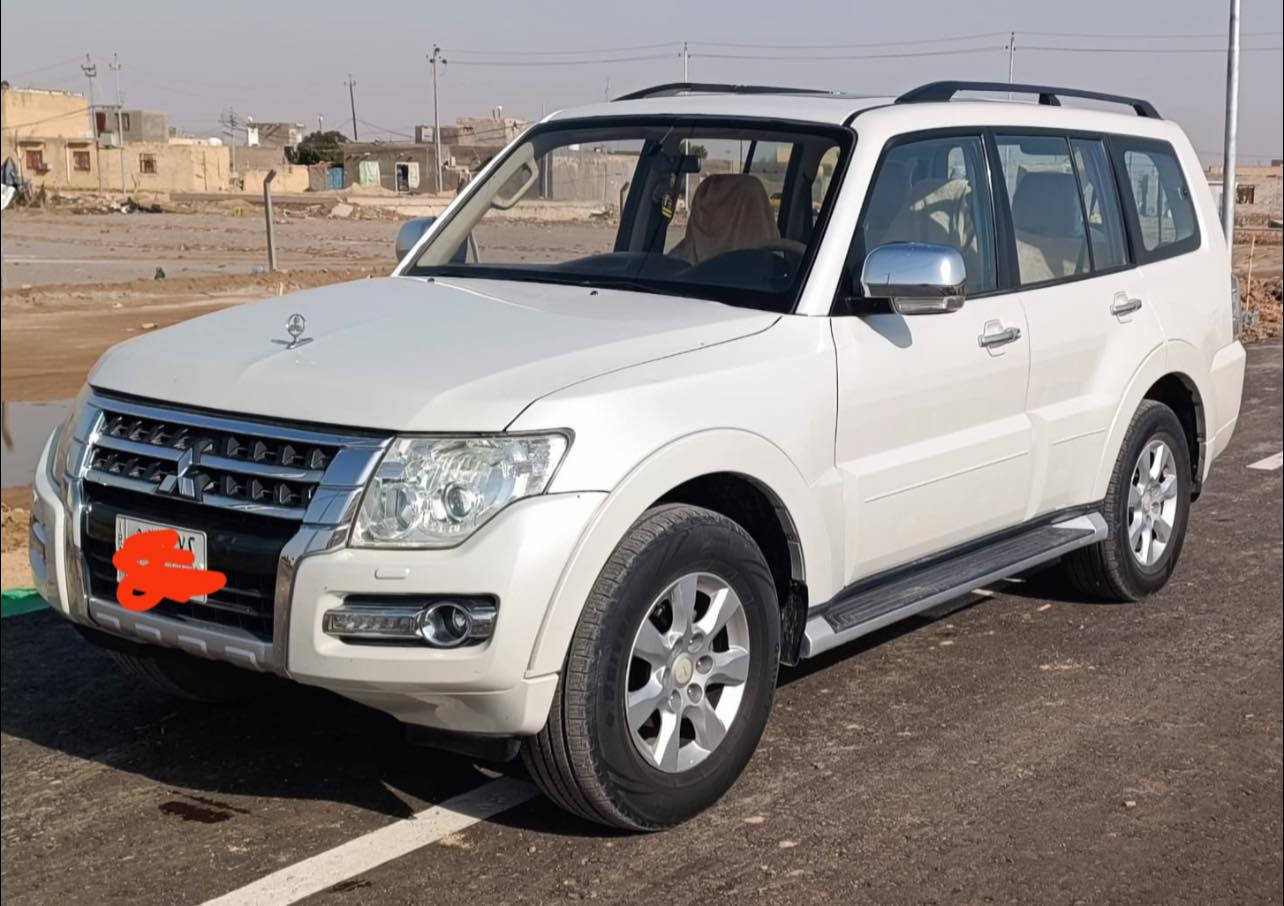 السلام عليكم
باجيرو للبيع موديل 2015
سيارة جاهزه من كلشي كفاله عامه ماشيه 85 الف فقط استخدام شخصي 
سعرهه 195 اوبيه مجال قليل 

الرقم  ***********
