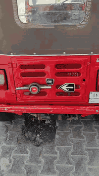 تكتك موديل 17 شهر 11 رقم كربلاء تحويل نفس اليوم مصبوغه عام مكينه 20
تخم تأير جبلي شرط نضافه مكاني بكربلاء السعر 4500 وبيه مجال الشراي يتصل ***********
