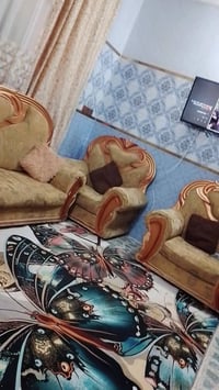 تخم للبيع عشر مقاعد ثكيل اي اكسر مابي عنواني بغداد حي البتول الي يريده...