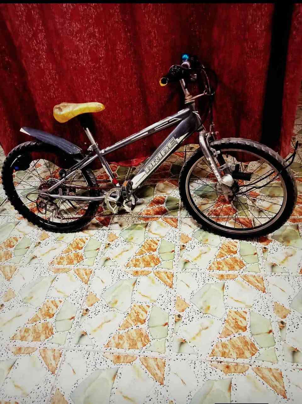 بايسكلات اثنين بسعر 130 وبي مجال والرقم***********
