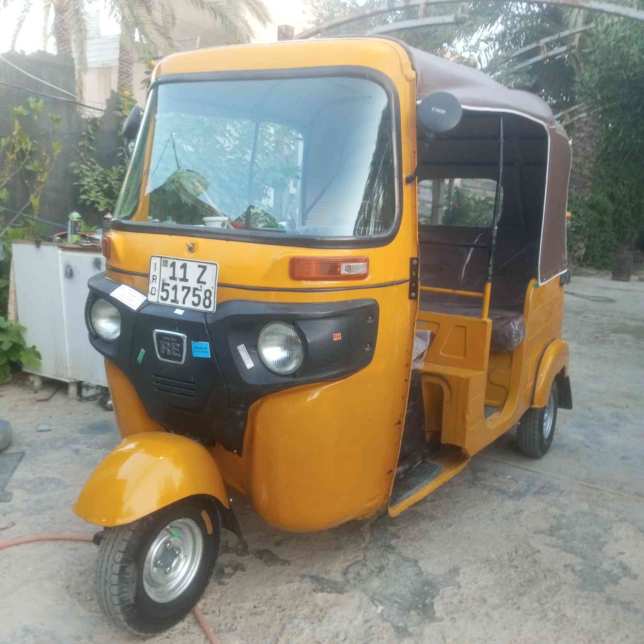 يا الله السلام عليكم تكتك موديل 2020رقم بغداد محرك مكفول من تنقيص وتبخير ونضوح تكتك بلاديه مكفوله من الضربه والصبغ فقط دوس معمرة تحويل ثاني يوم مكان بغداد الشعله السعر 6800وبيه مجال للشراي رقم الهاتف***********
