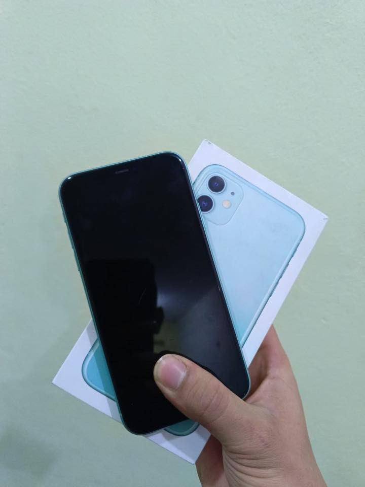 السلام عليكم
آيفون ١١عادي للبيع

جهاز نظيف مامفتوح 

ذاكره ٢٥٦

بطاريه ٧٢

السعر ٢٨٠

***********
