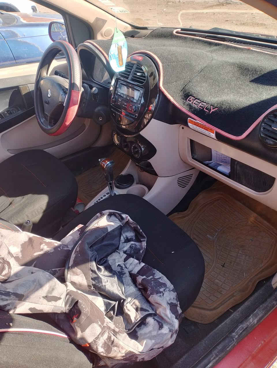 سلام عليكم بنده مديل 2013 محرك وكير وحداديه جديد مابيها نقص صبغ فقط بل جاملغ باقي مكفول سنويه وهزه جدد ورقم بغداد جديد ترايها مال سياره زيرو مكانها بغداد
*********** سعر 47
